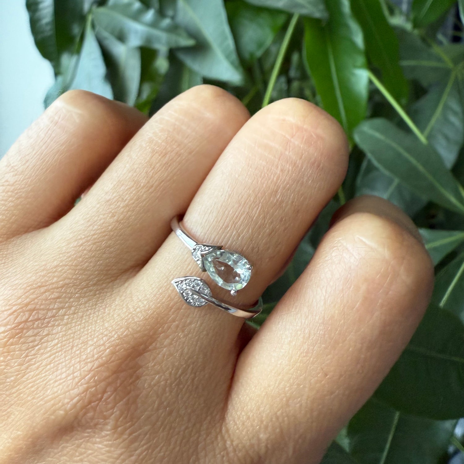 Natural Pear Shape Green Quartz Wrap Ring