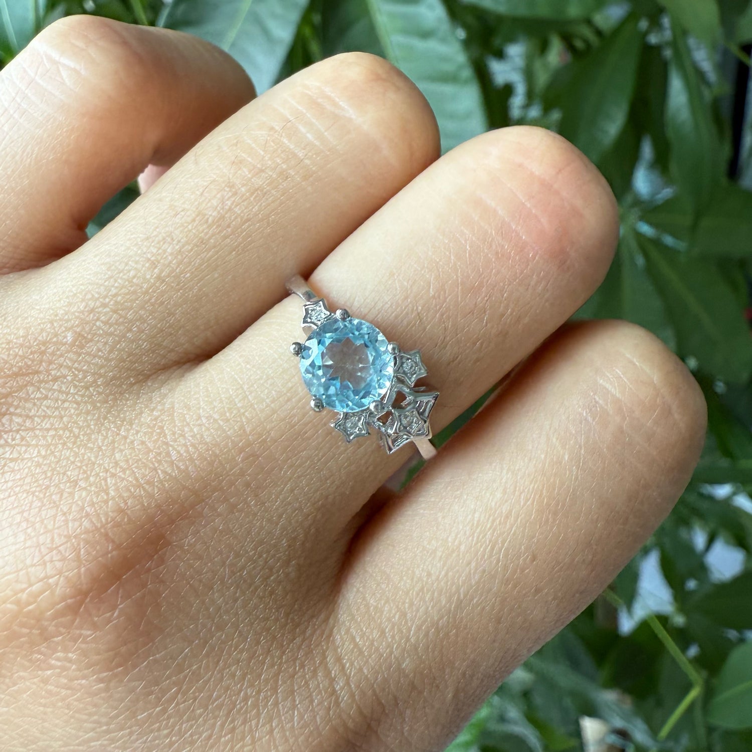 Natural Round Sky Blue Topaz Sterling Silver Star Ring