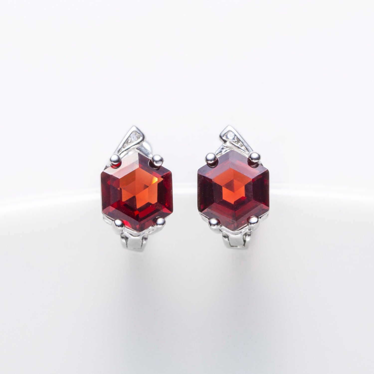 Natural Hexagon Cut Garnet Sterling Silver Lever Back Earrings