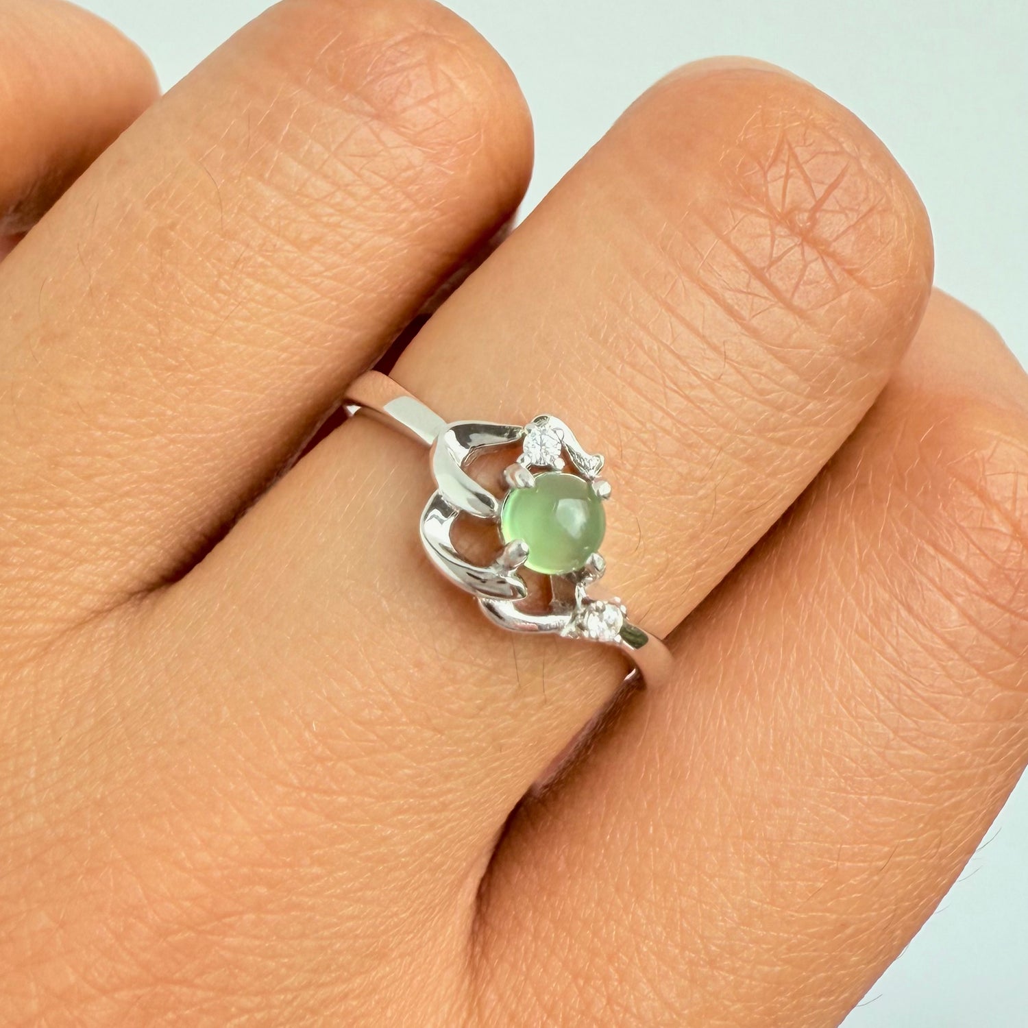 Natural Round Shape Green Chalcedony Ring