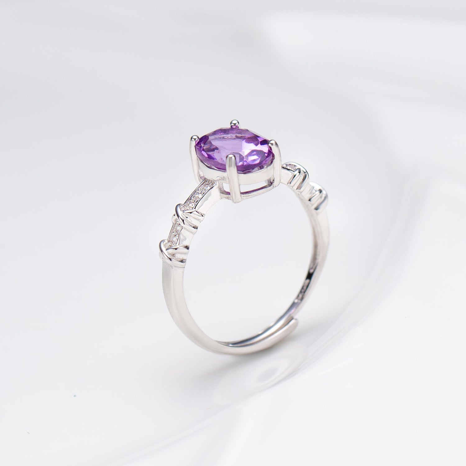 Natural Oval Cut Amethyst Ring