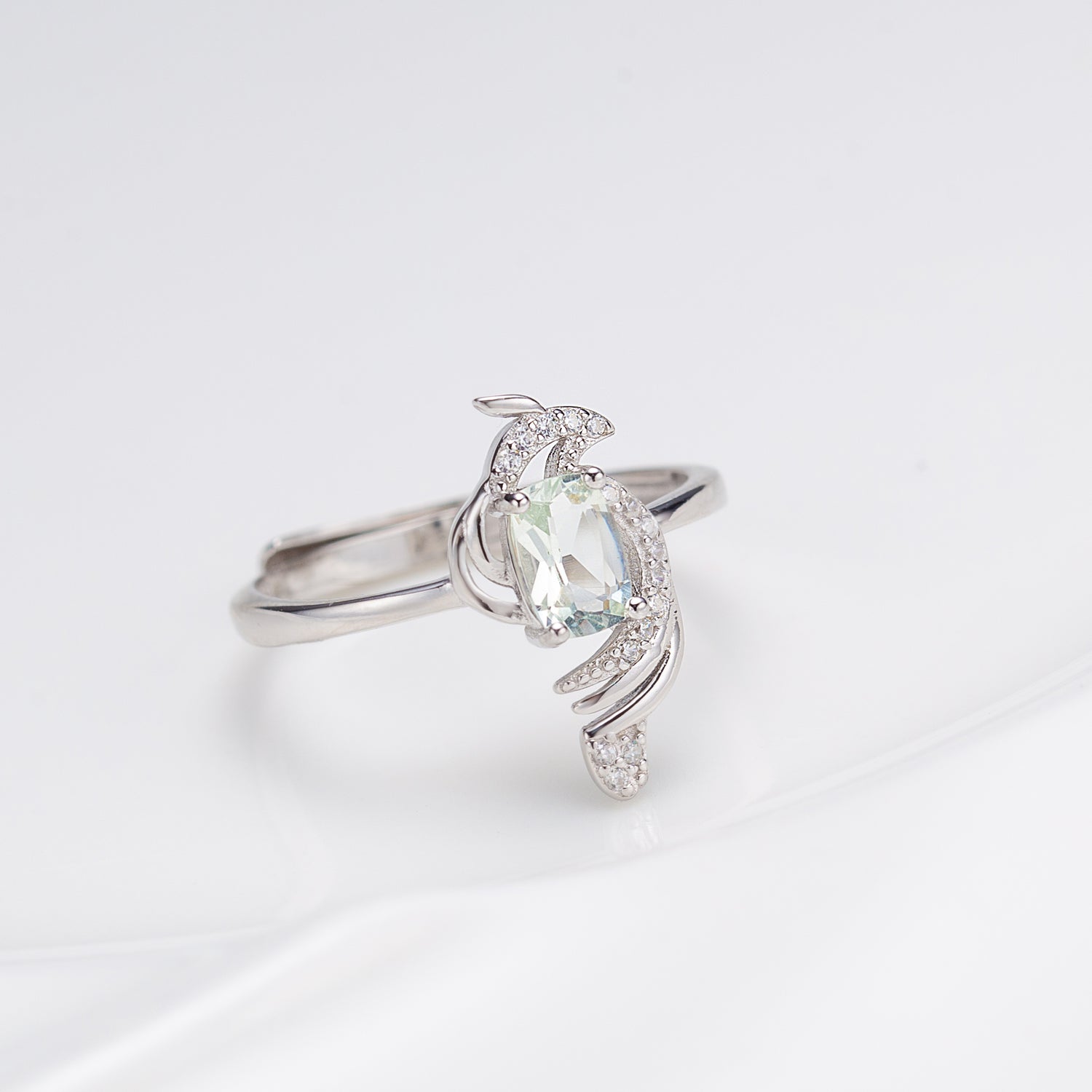 Natural Octagon Shape Green Quartz Hoopoe Ring