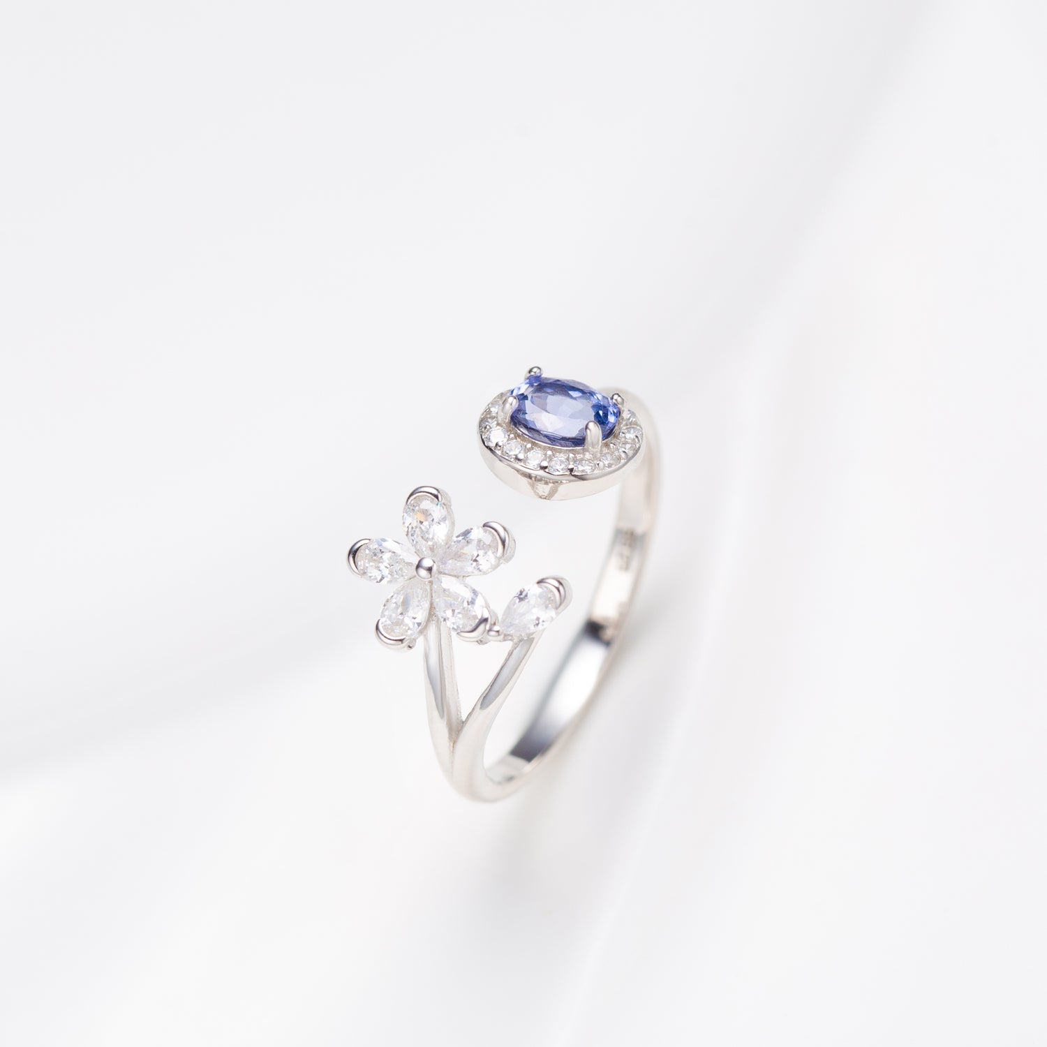 Natural Oval Shape Tanzanite Open Ring
