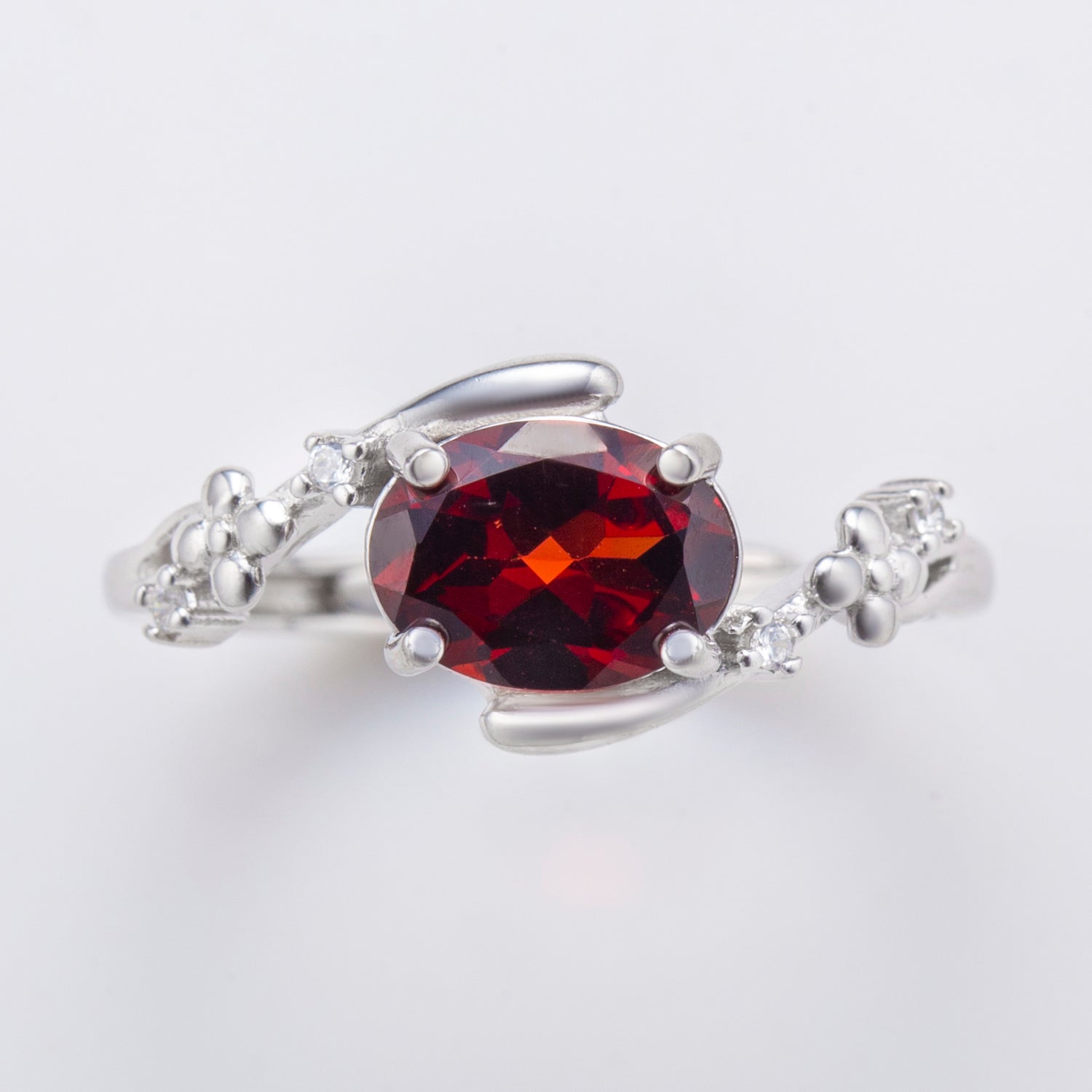 Natural Oval Shape Garnet Ring