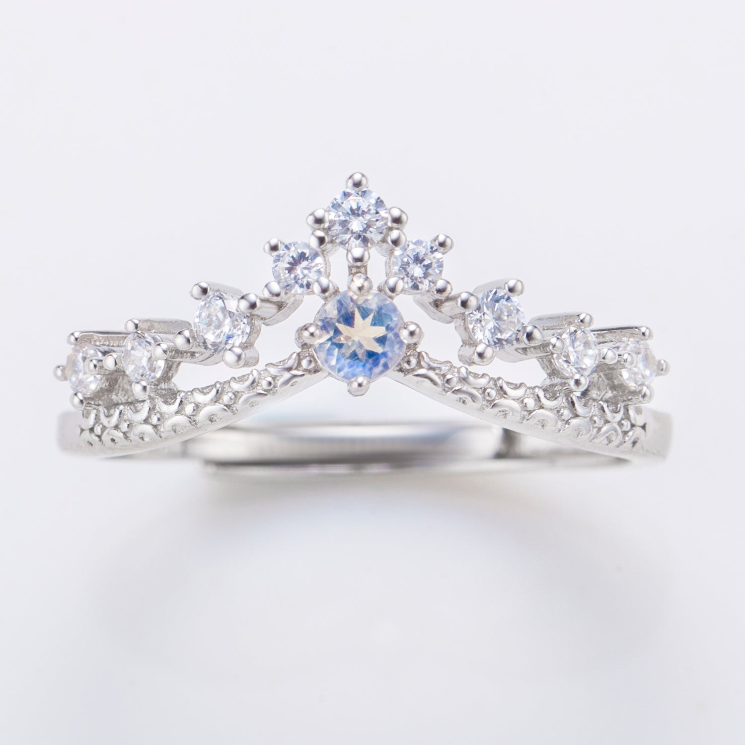 Natural Round Shape Moonstone Crown Ring