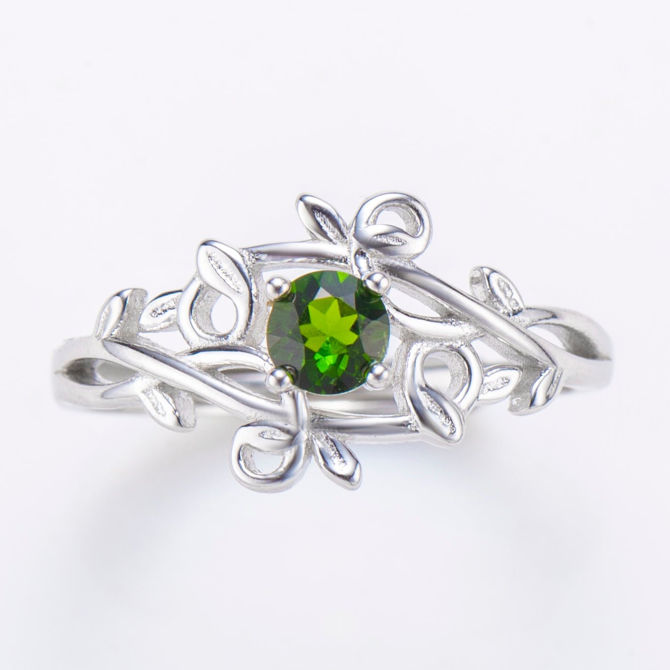 Natural Round Chrome Diopside Vine Sterling Silver Ring