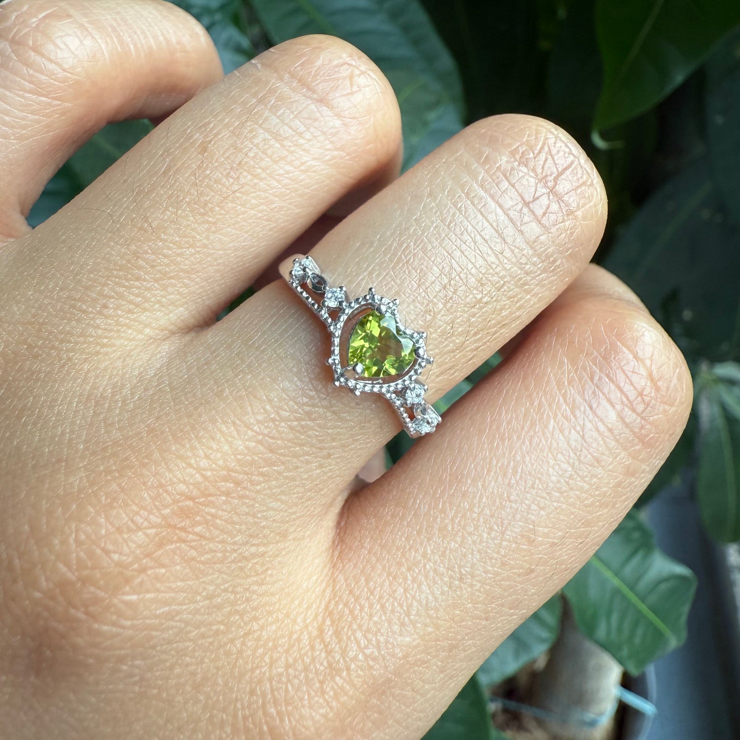 Natural Heart Shape Peridot Vintage Ring