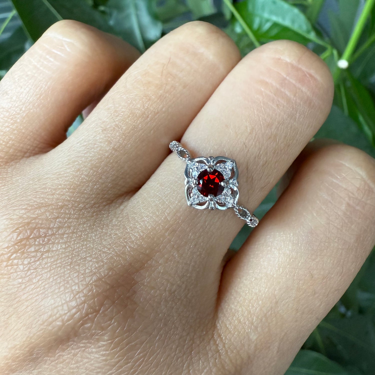 Natural Round Shape Garnet Ring